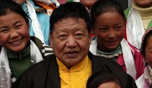 akong-rinpoche.jpg w=500&h=290